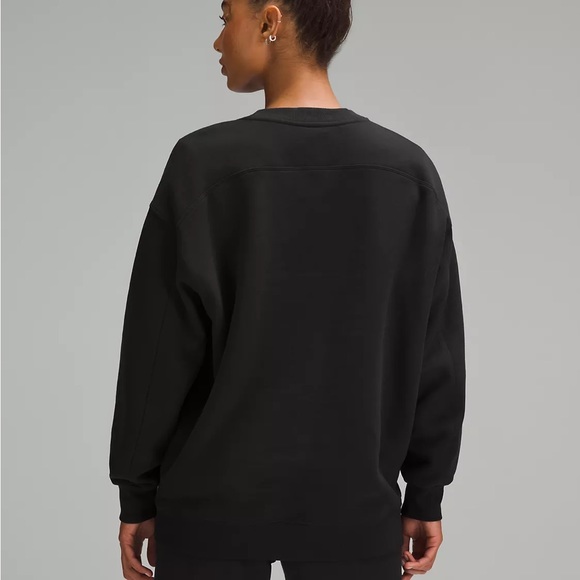 NWT Lululemon Perfectly Oversized Crew Fleece Sweatshirt Size 10 Black Sold Out - Picture 2 of 9